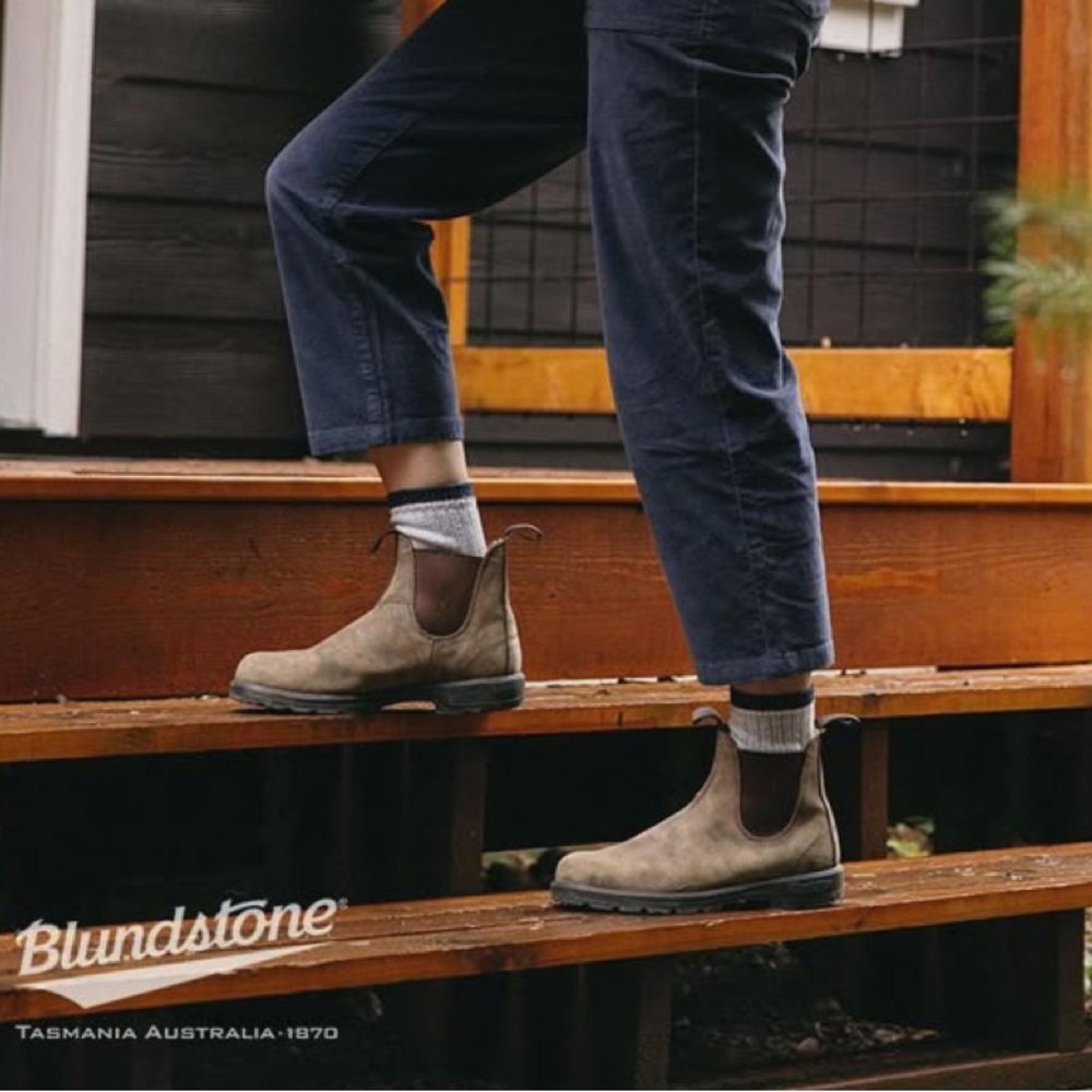 New! Blundstone 585 CHELSEA BOOTS - RUSTIC BROWN sz 7